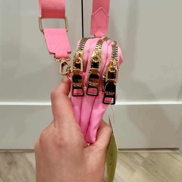 Prada Novelty/GWP Pink Crossbody Bag with Novelty Tan Scrunchie - NWT - Picture 5 of 13